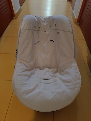 Funda maxicosi
