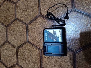 Makita DC18RC Caricabatterie 18v
