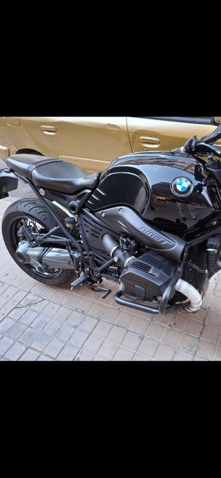 BMW R NINE T