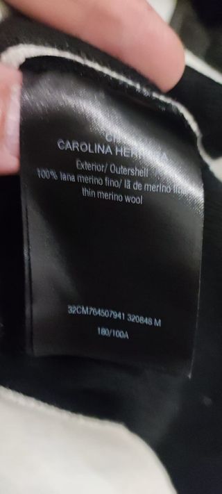 Jersey con etiqueta de Carolina Herrera