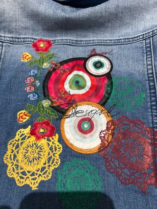 Chaqueta tejana desigual