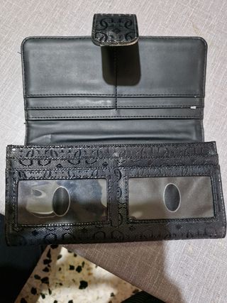 Cartera Guess