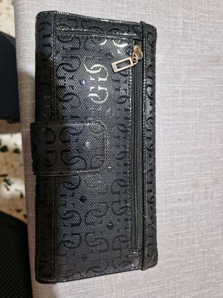 Cartera Guess