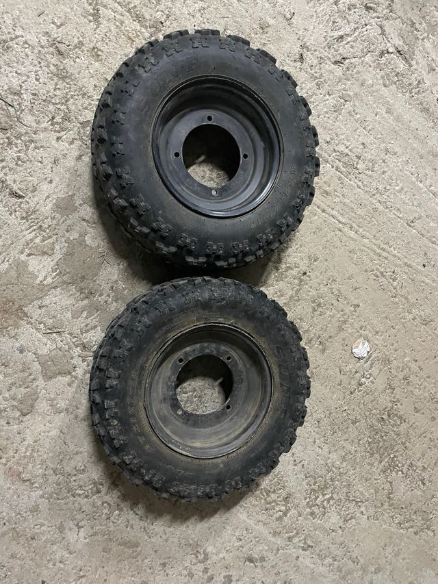 Kit 4 jantes com pneus Quad/Moto 4