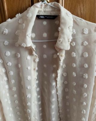 Camisa lunares plumetti crudo Zara