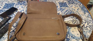 Bolso sin estrenar . Marrón