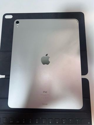 iPad Pro 12.9" 3ª Generación +funda teclado+Pencil