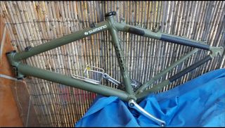CUADRO 26" ALUMINIO