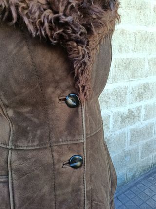 Abrigo vintage  de piel vuelta mujer 