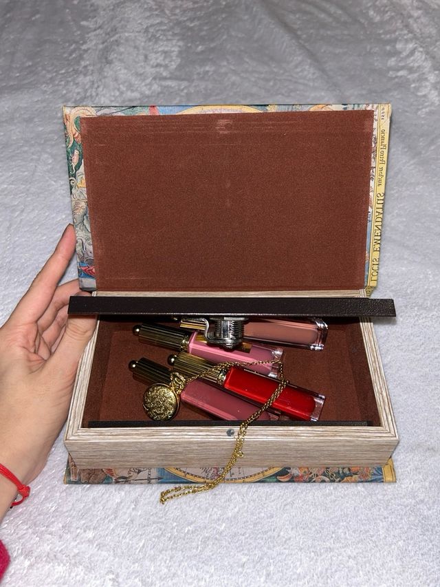 Libro antiguo falso decorativo