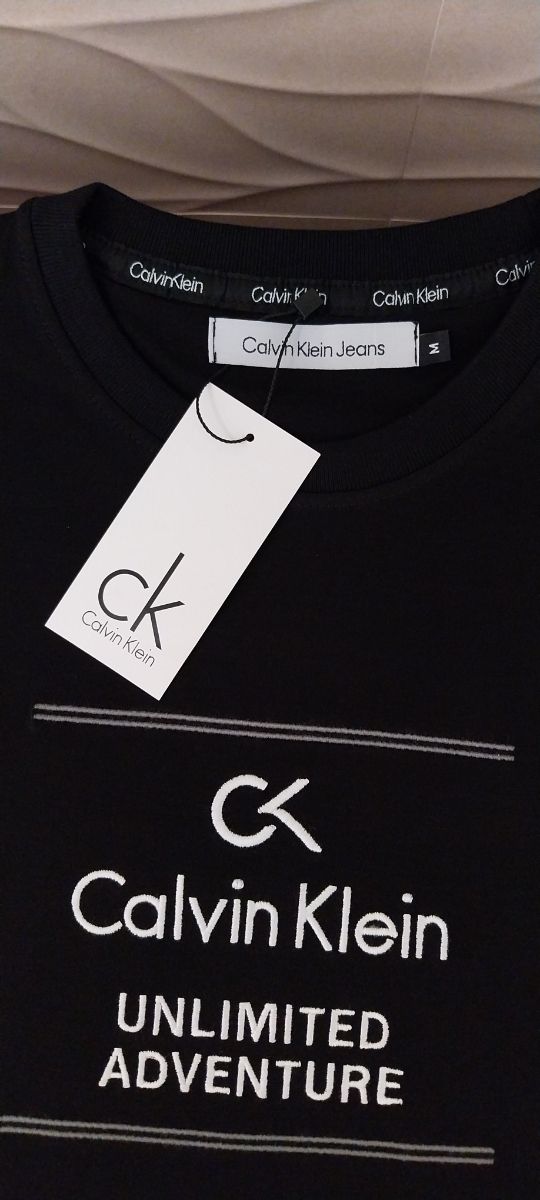 T-shirt Calvin Klein