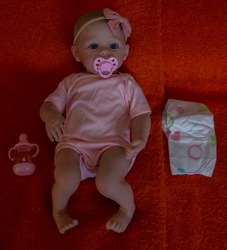 Bebé reborn niña 45 cm vinilo silicona.