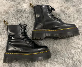 BOTAS DR. MARTENS