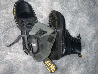BOTAS DR. MARTENS
