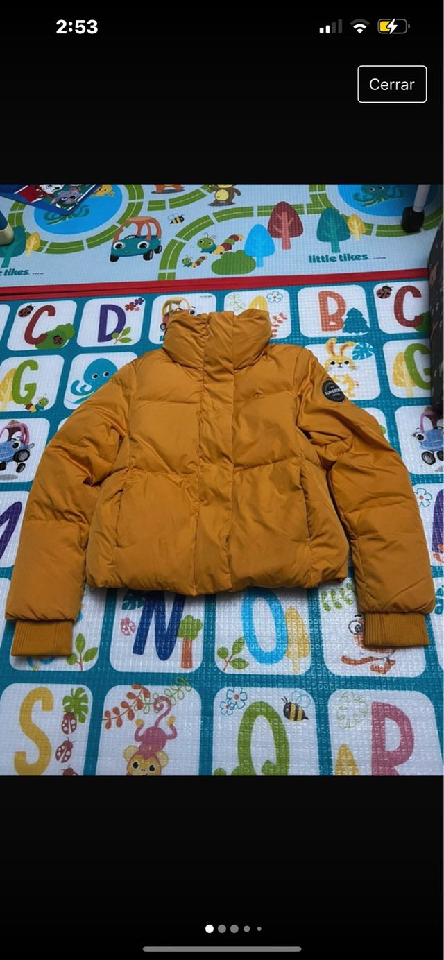 Plumas mujer mostaza superdry