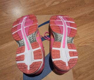 ZAPATILLAS ASICS NIMBUS N°37