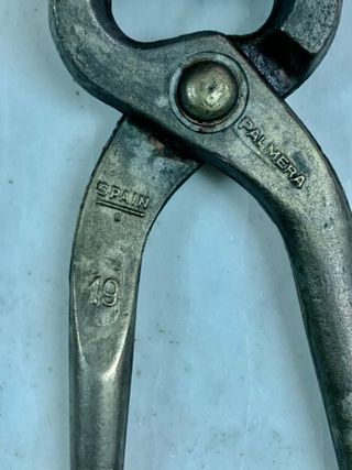 ANTIGUA TENAZA PALMERAL