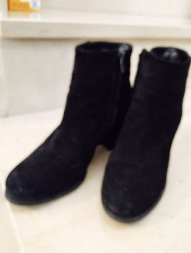 Stivaletto donna scamosciato n 37