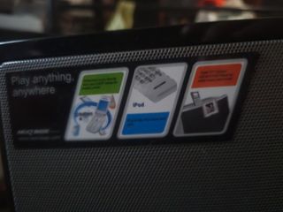 Equipo de música y dock NEXT BASE Med 22