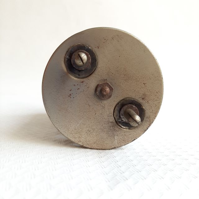 Vecchia stufetta elettrica in alluminio 220 v