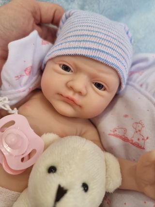 Bebe reborn silicona platino 