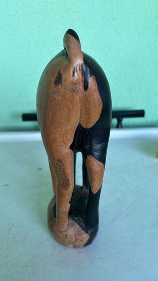 FIGURA ANIMAL TALLADA MADERA