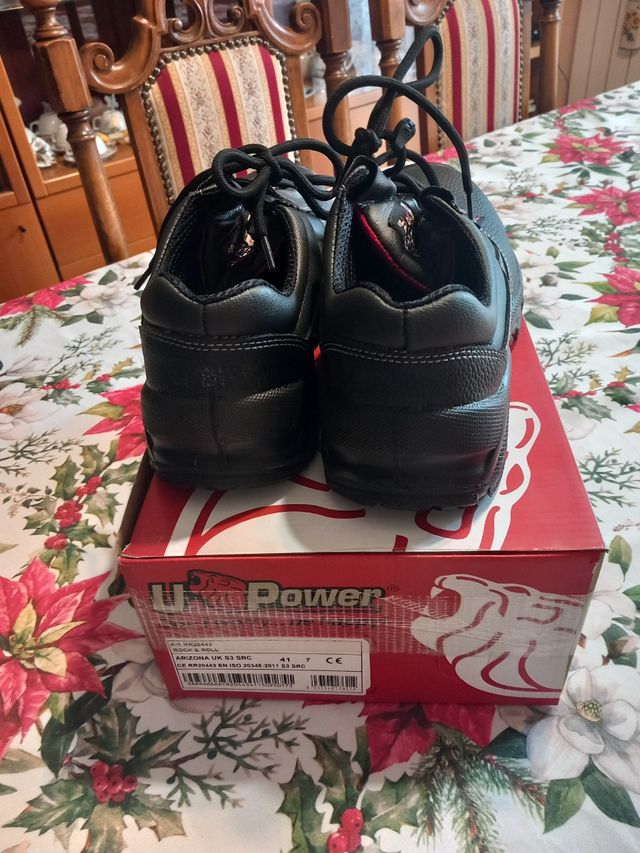 Scarpe U-Power