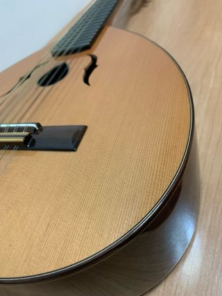 Laud Alhambra 4P más funda como nuevo