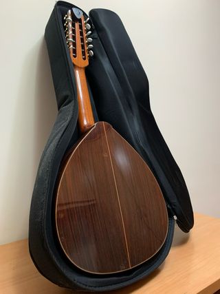 Laud Alhambra 4P más funda como nuevo