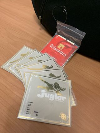 Laud Alhambra 4P más funda como nuevo