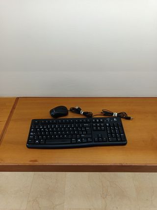 Teclado + ratón por cable