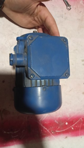 Motore elettrico trifase MARELLI MOTORI MA 63 B6