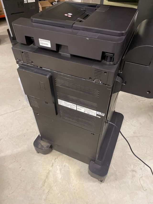 Impresora Laser HP MFP M680