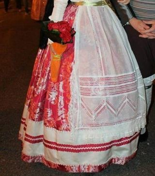 Traje fallera.