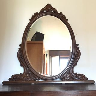 Specchiera classica in legno ovale con base