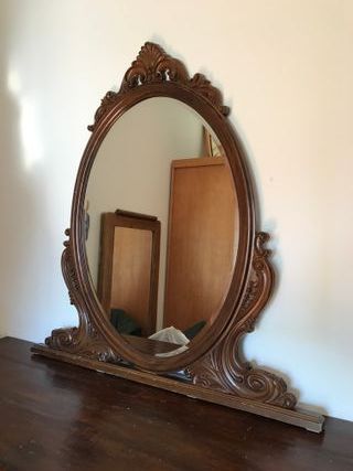 Specchiera classica in legno ovale con base