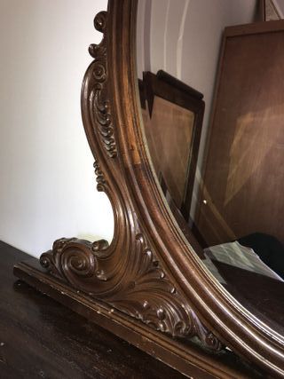 Specchiera classica in legno ovale con base