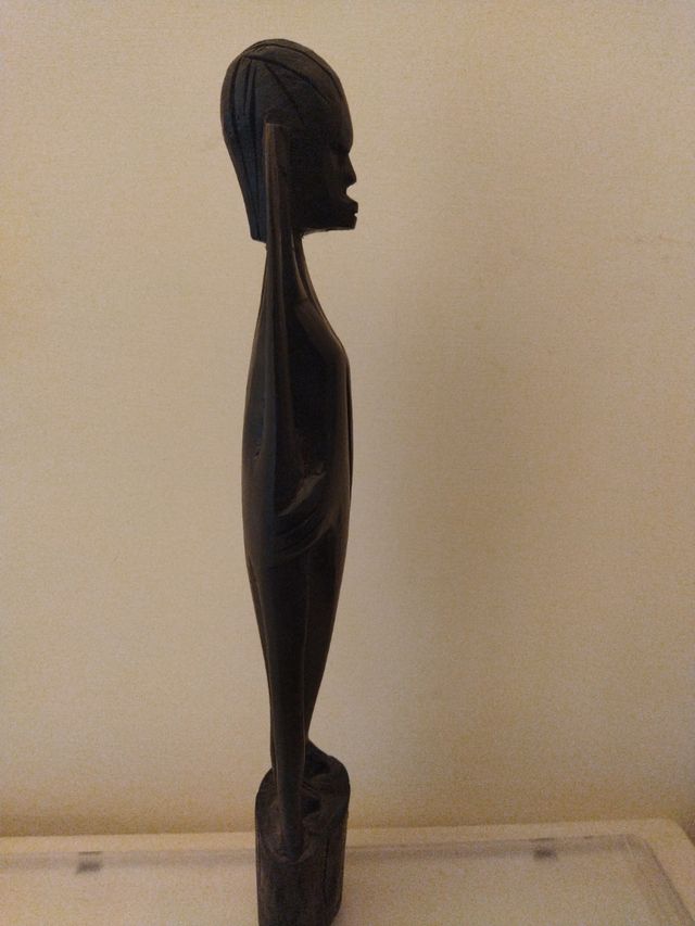 Statuetta legno artigianale africana