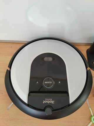 iROBOT i8 W2L9713