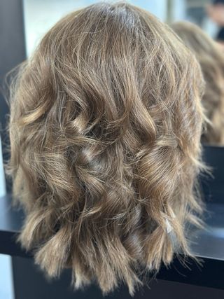 Peluca oncologica pelo natural