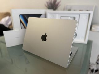 MacBook Pro 14 M1 Pro 16GB, 1TB memoria NUEVO