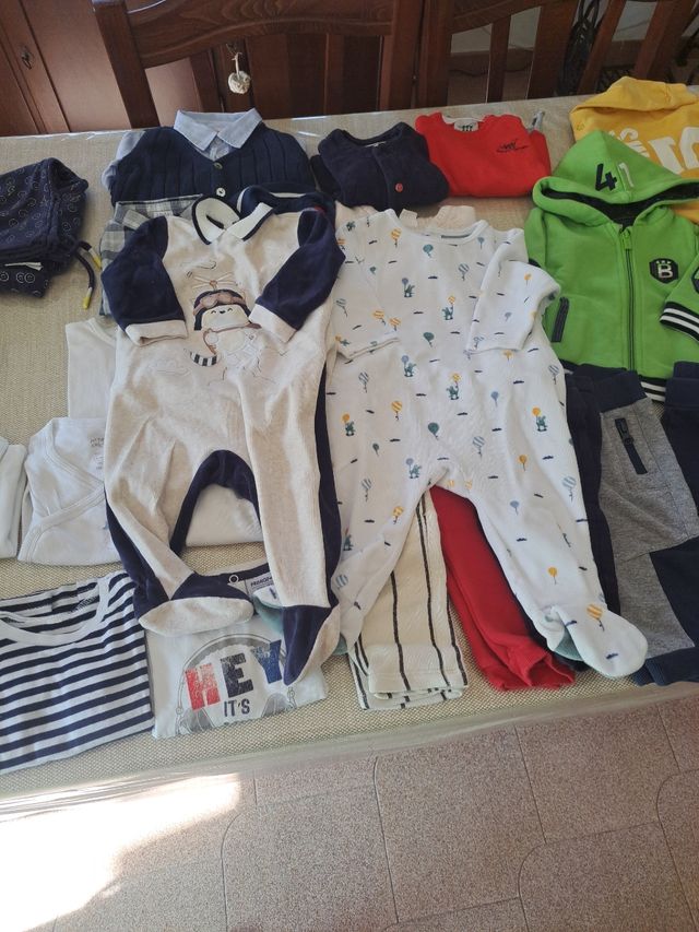 Lotto abbigliamento neonato