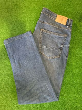 Pantalon vaquero chico