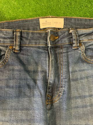 Pantalon vaquero chico