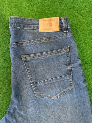 Pantalon vaquero chico