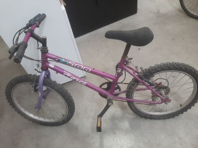 Bicicletas son 3 bicis las 3  30eu