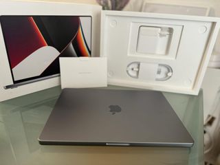 MacBook Pro 16 M1 Max 32GB RAM, 1TB NUEVO