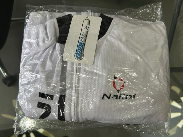 Equipación ciclismo talla M a estrenar