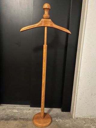 Perchero de madera
