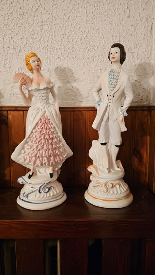 Coppia di nobili in porcellana